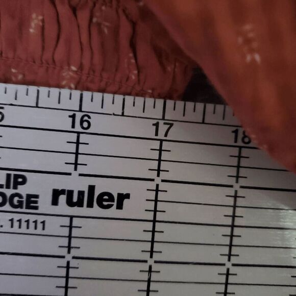 NWT Madewell Women's Bubble-Sleeve Smocked Peplum Top in Berry Stems 14 - Picture 6 of 7